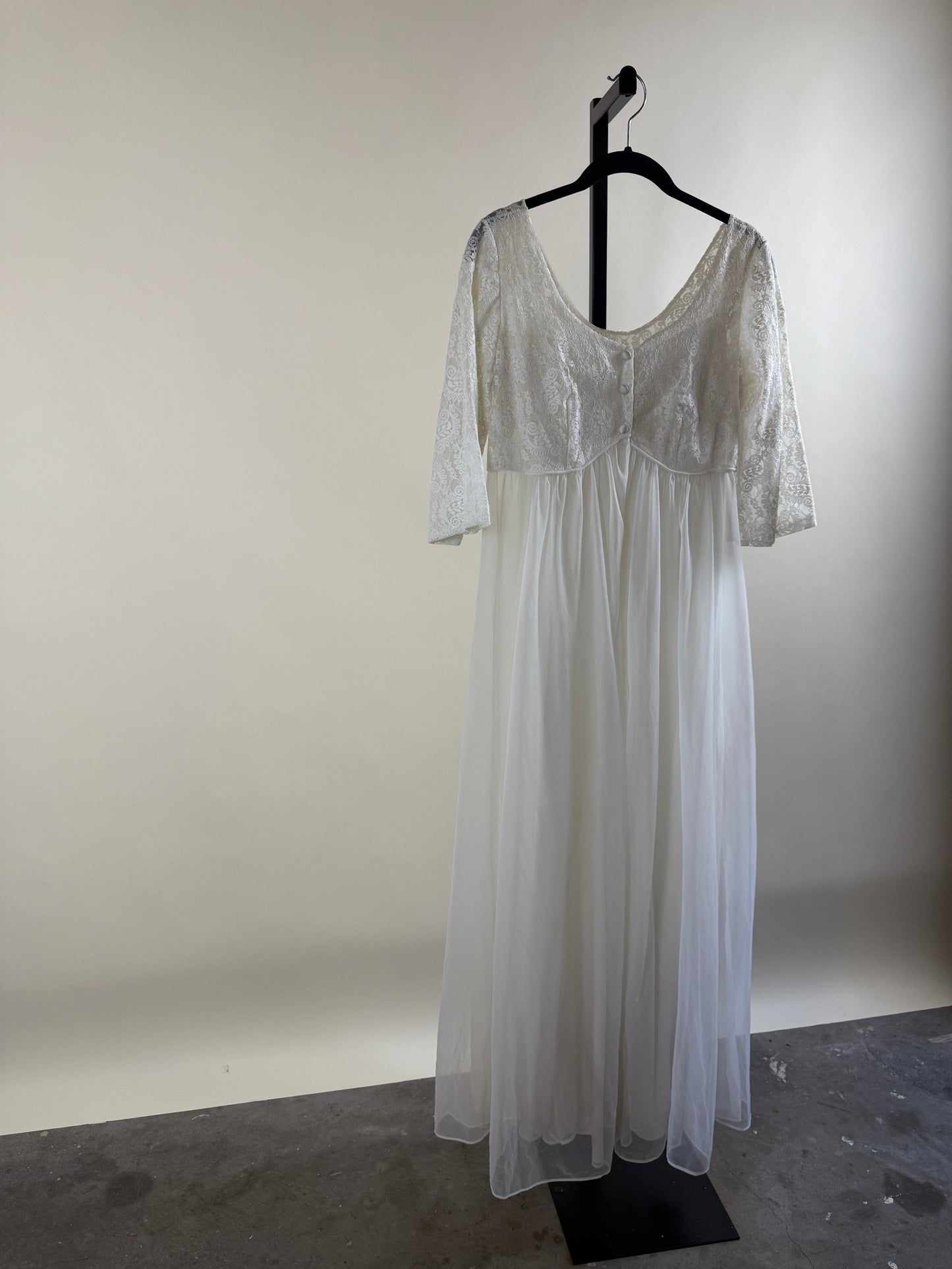 Lisette by Al Sterling - Ivory Lace Nightgown & Robe Set