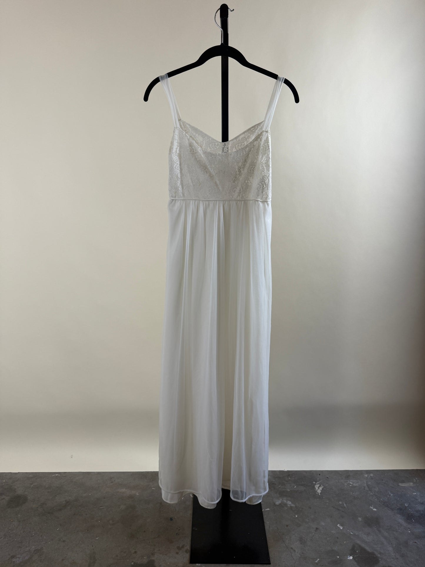 Lisette by Al Sterling - Ivory Lace Nightgown & Robe Set
