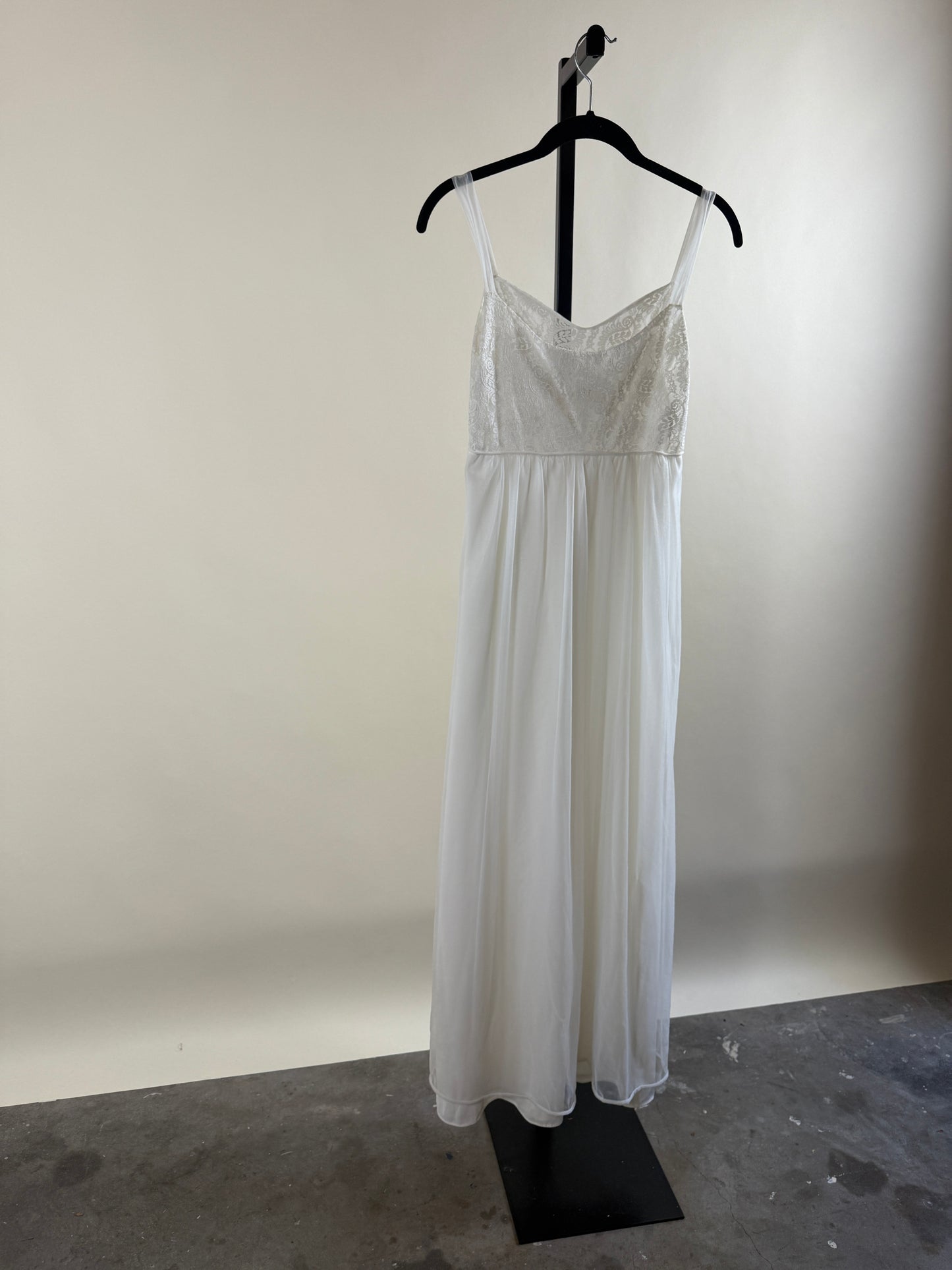 Lisette by Al Sterling - Ivory Lace Nightgown & Robe Set