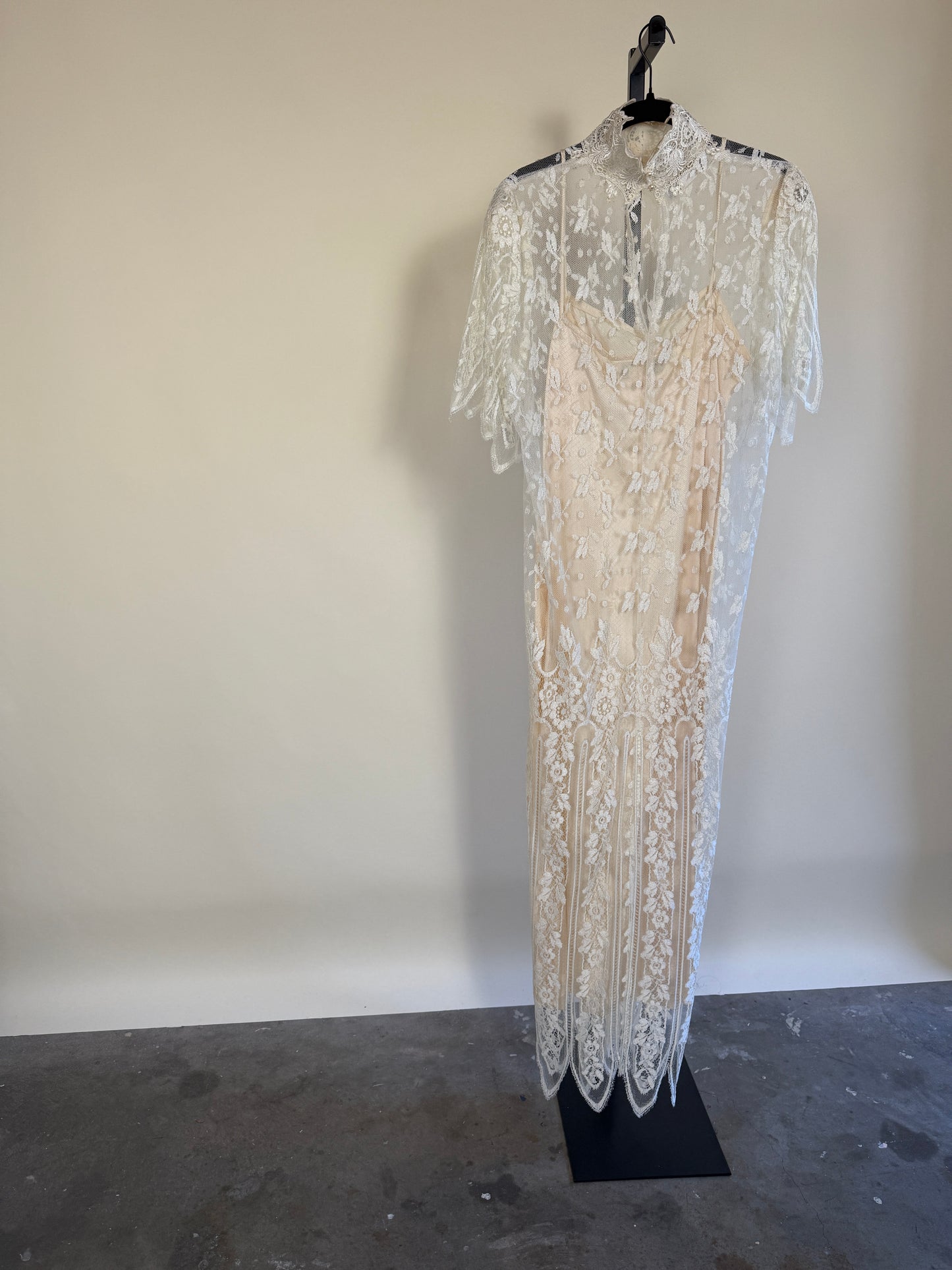 Rare Find! Stunning 70s Lace Wedding Gown by Jessica McClintock (Gunne Sax)