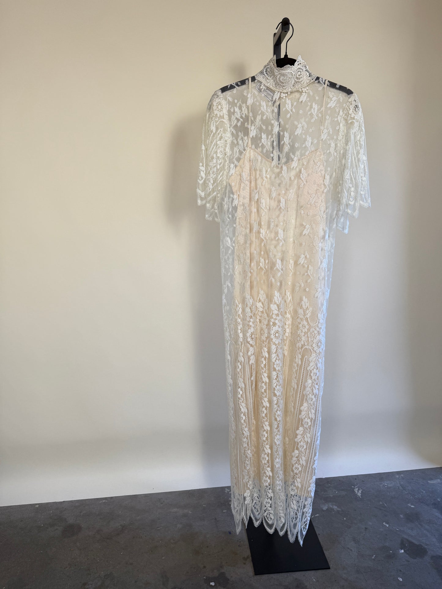Rare Find! Stunning 70s Lace Wedding Gown by Jessica McClintock (Gunne Sax)