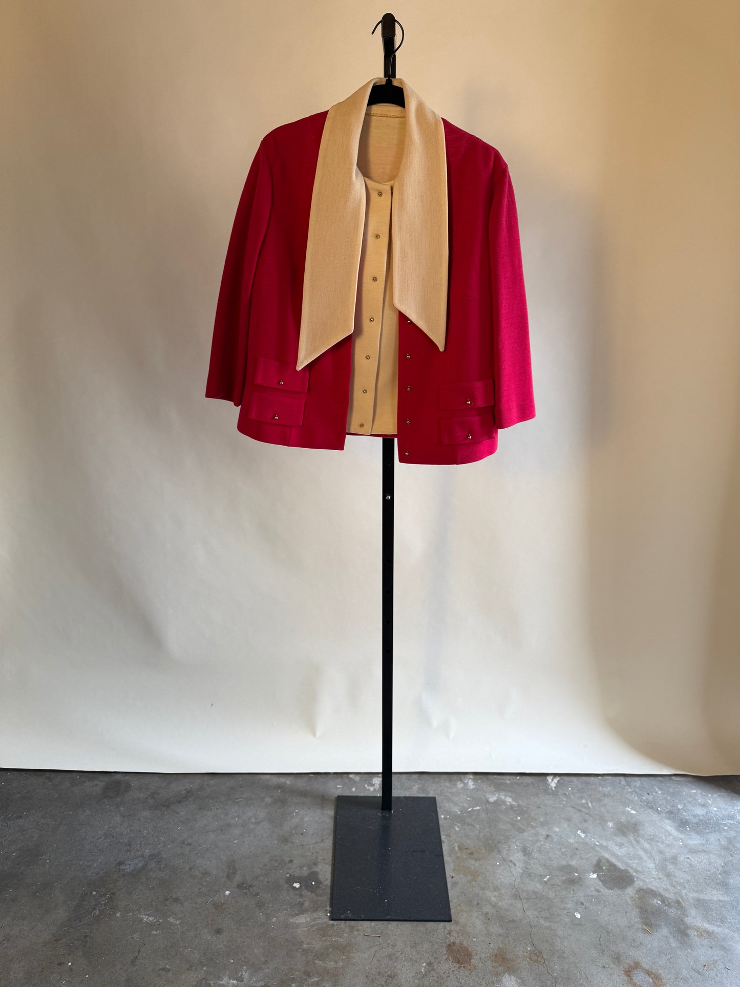 Chic 40s/50s Red and Ivory Travel Suit