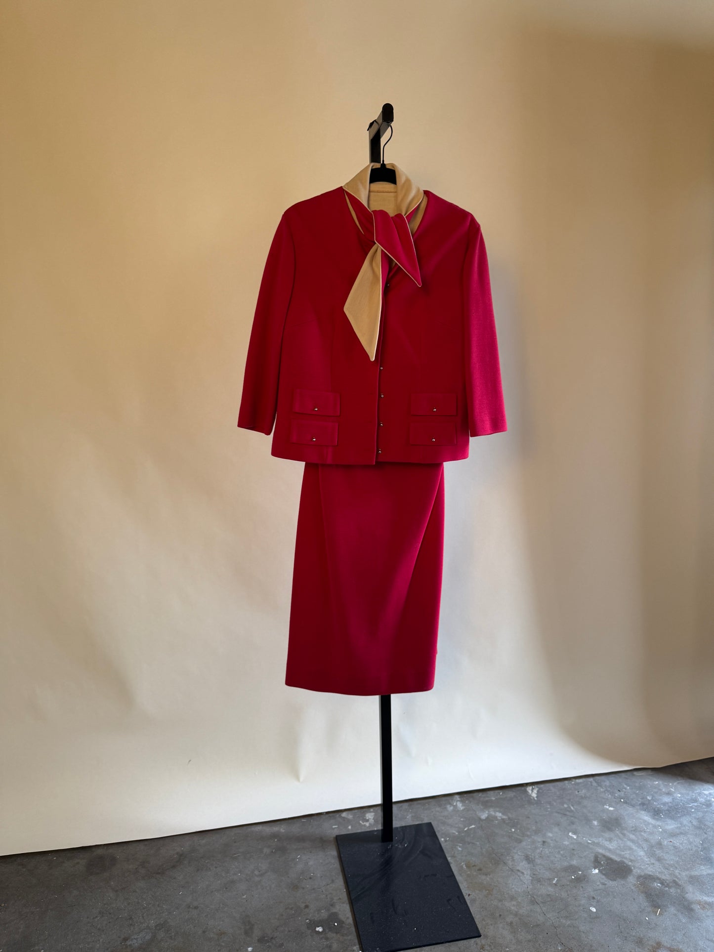 Chic 40s/50s Red and Ivory Travel Suit
