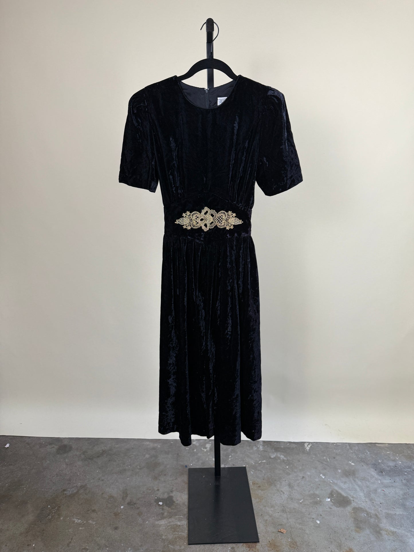 Classy Crushed Velvet Midi Dress with Gold Detail